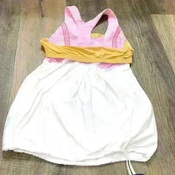 Lululemon Power Dance Tank size 6 
White / Wee Are From Space White April Multi - Picture 12 of 13